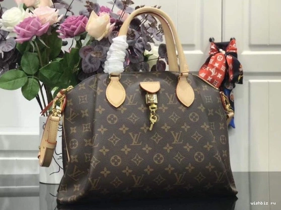WIS RIVOLI MM VUITTON LOUIS 1223